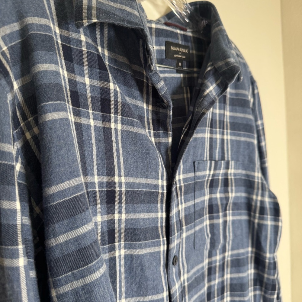Banana Republic Blue Plaid Button Down Shirt lightweight flannel - Picture 6 of 6